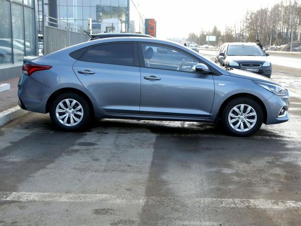 Hyundai Solaris II с пробегом 2019 года, цена 1 565 000 рублей, 35800 км, седан, Автокод Объявления