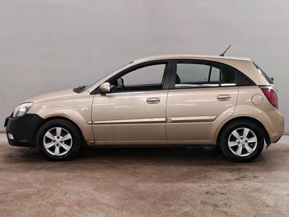Kia Rio II Рестайлинг с пробегом 2009 года, цена 500 000 рублей, 158609 км, хэтчбек, Автокод Объявления