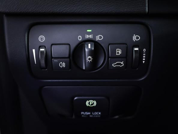 Volvo S60 II с пробегом 2012 года, цена 1 029 105 рублей, 160300 км, седан, Автокод Объявления