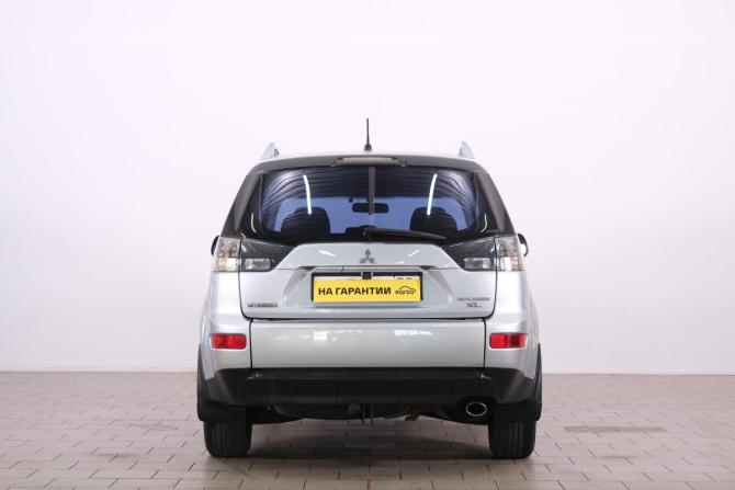 Mitsubishi Outlander II с пробегом 2007 года, цена 1 229 000 рублей, 240000 км, внедорожник, Автокод Объявления