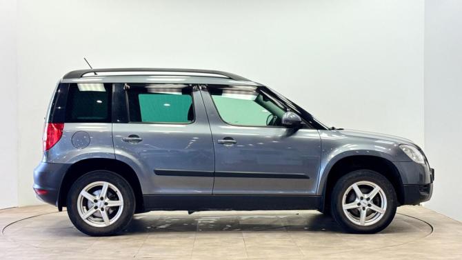 Skoda Yeti I с пробегом 2013 года, цена 1 029 000 рублей, 192181 км, внедорожник, Автокод Объявления