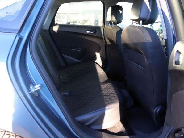 Opel Astra J Рестайлинг с пробегом 2013 года, цена 449 000 рублей, 222000 км, седан, Автокод Объявления
