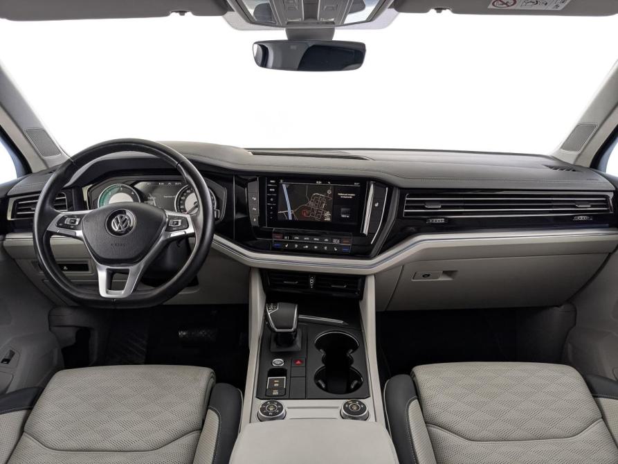 Volkswagen Touareg III Москва  - изображение 14