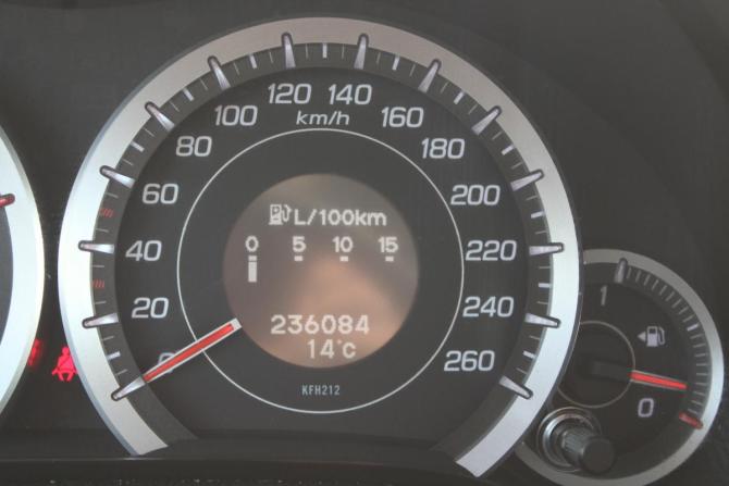 Honda Accord VIII Рестайлинг с пробегом 2012 года, цена 1 380 000 рублей, 236000 км, седан, Автокод Объявления