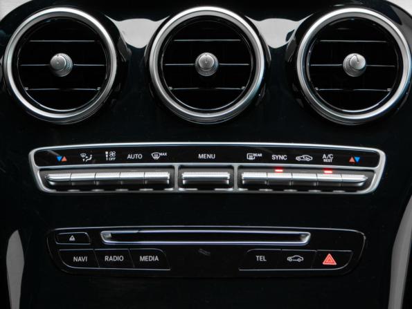 Mercedes-Benz C-Класс IV (W205) с пробегом 2015 года, цена 2 675 000 рублей, 58023 км, седан, Автокод Объявления
