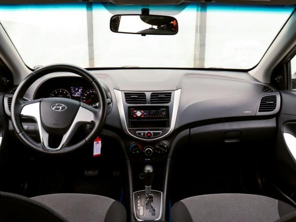 Hyundai Solaris I с пробегом 2011 года, цена 678 000 рублей, 194971 км, седан, Автокод Объявления