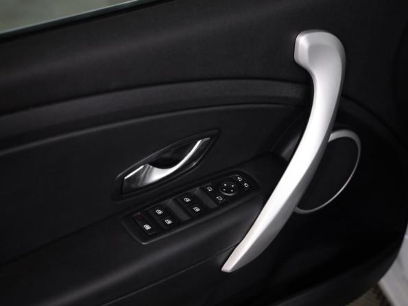 Renault Fluence I с пробегом 2010 года, цена 779 000 рублей, 190236 км, седан, Автокод Объявления