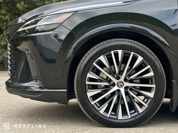 Lexus RX V с пробегом 2023 года, цена 8 390 000 рублей, 44335 км, внедорожник, Автокод Объявления
