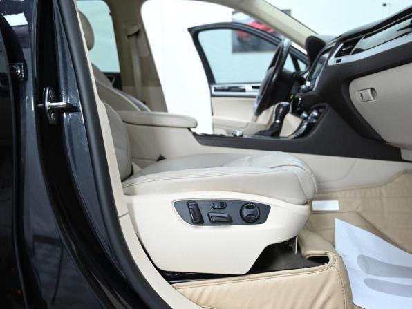 Volkswagen Touareg II Рестайлинг с пробегом 2018 года, цена 2 319 000 рублей, 81474 км, внедорожник, Автокод Объявления