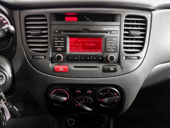 Kia Rio II Рестайлинг с пробегом 2011 года, цена 429 000 рублей, 233182 км, седан, Автокод Объявления