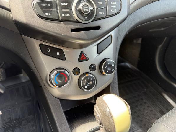 Chevrolet Aveo II с пробегом 2013 года, цена 559 000 рублей, 179886 км, седан, Автокод Объявления