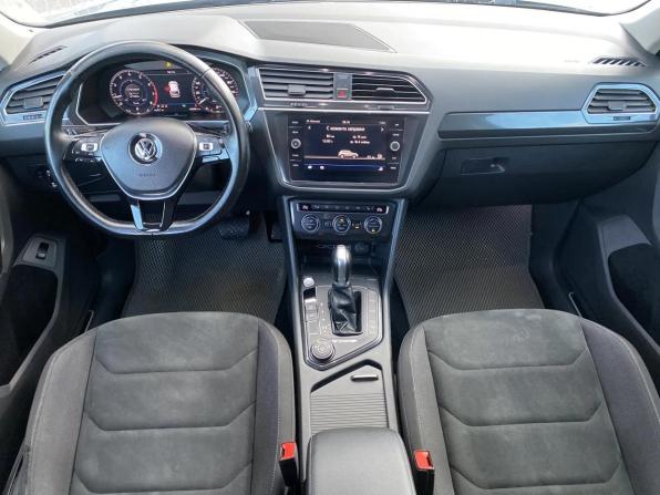 Volkswagen Tiguan II с пробегом 2018 года, цена 2 575 090 рублей, 160055 км, внедорожник, Автокод Объявления