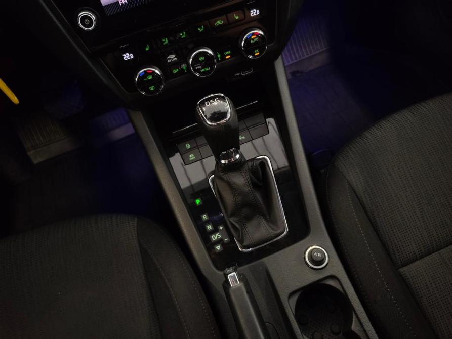 Skoda Octavia III (A7) Рестайлинг Санкт-Петербург  - изображение 12