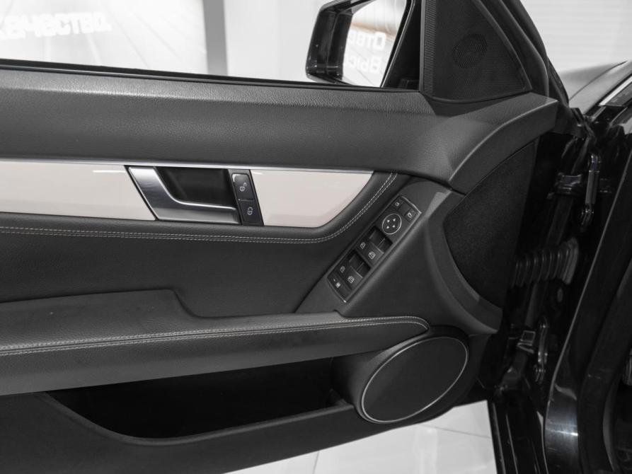 Mercedes-Benz C-Класс III (W204) Рестайлинг Москва  - изображение 20
