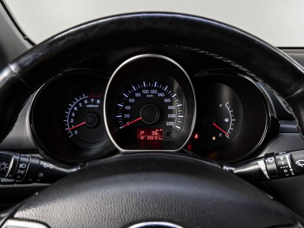 Kia Rio III Рестайлинг с пробегом 2015 года, цена 950 000 рублей, 233101 км, седан, Автокод Объявления