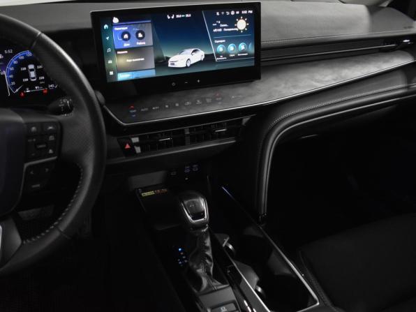 Toyota Camry IX (XV80) China Market с пробегом 2024 года, цена 3 765 900 рублей, 22601 км, седан, Автокод Объявления