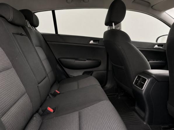 Kia Sportage IV Рестайлинг с пробегом 2019 года, цена 2 360 000 рублей, 61791 км, внедорожник, Автокод Объявления