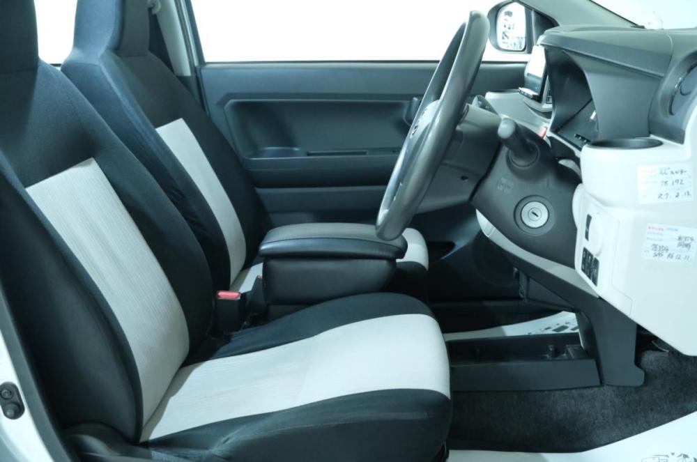 Daihatsu Mira e:S II Омск  - изображение 8