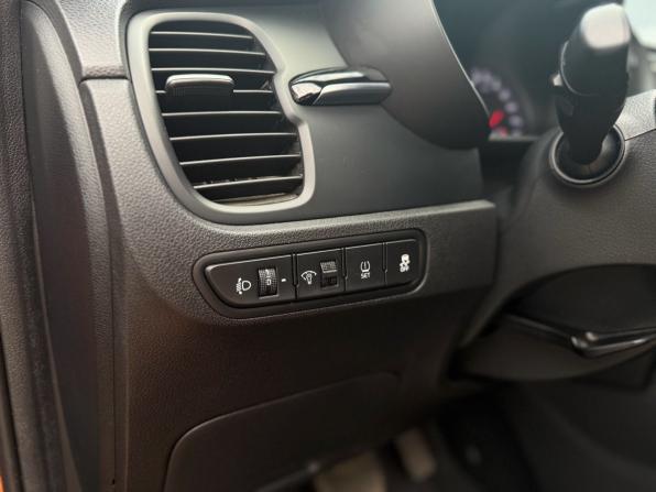 Kia Rio IV с пробегом 2019 года, цена 1 699 000 рублей, 43706 км, хэтчбек, Автокод Объявления