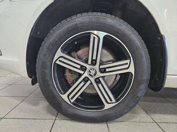 Skoda Octavia II (A5) Рестайлинг с пробегом 2012 года, цена 821 000 рублей, 260000 км, лифтбек, Автокод Объявления
