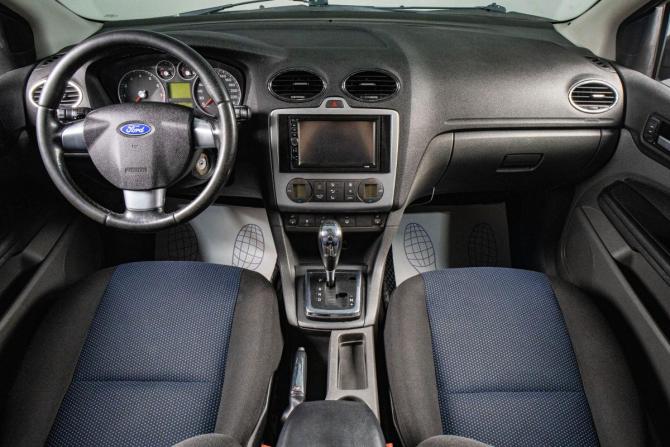 Ford Focus II с пробегом 2007 года, цена 499 000 рублей, 244476 км, хэтчбек, Автокод Объявления