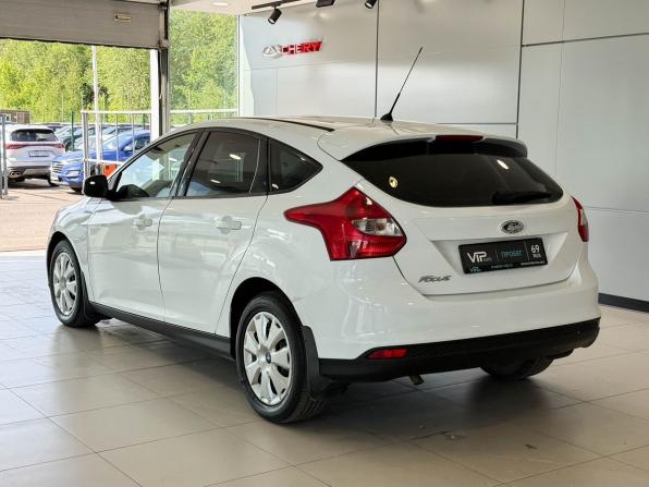Ford Focus III с пробегом 2013 года, цена 695 000 рублей, 223893 км, хэтчбек, Автокод Объявления