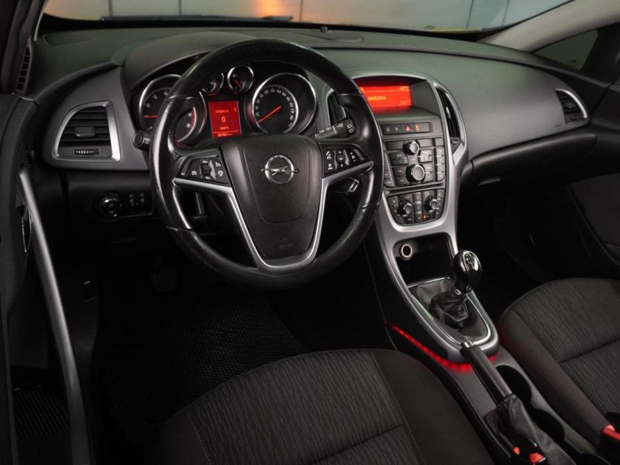 Opel Astra J Рестайлинг Воронеж  - изображение 6