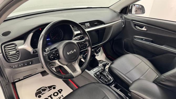 Kia Rio IV Рестайлинг с пробегом 2021 года, цена 1 460 000 рублей, 125000 км, седан, Автокод Объявления