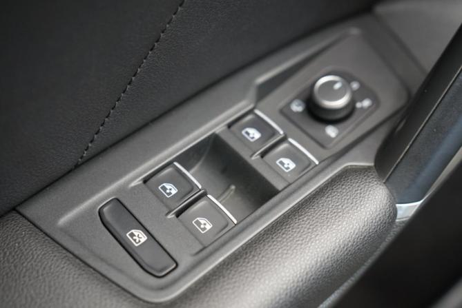 Volkswagen Tiguan II с пробегом 2018 года, цена 2 680 000 рублей, 95000 км, внедорожник, Автокод Объявления