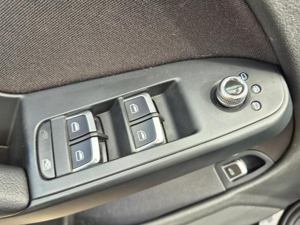 Audi A4 IV (B8) Рестайлинг с пробегом 2014 года, цена 1 332 500 рублей, 223922 км, седан, Автокод Объявления