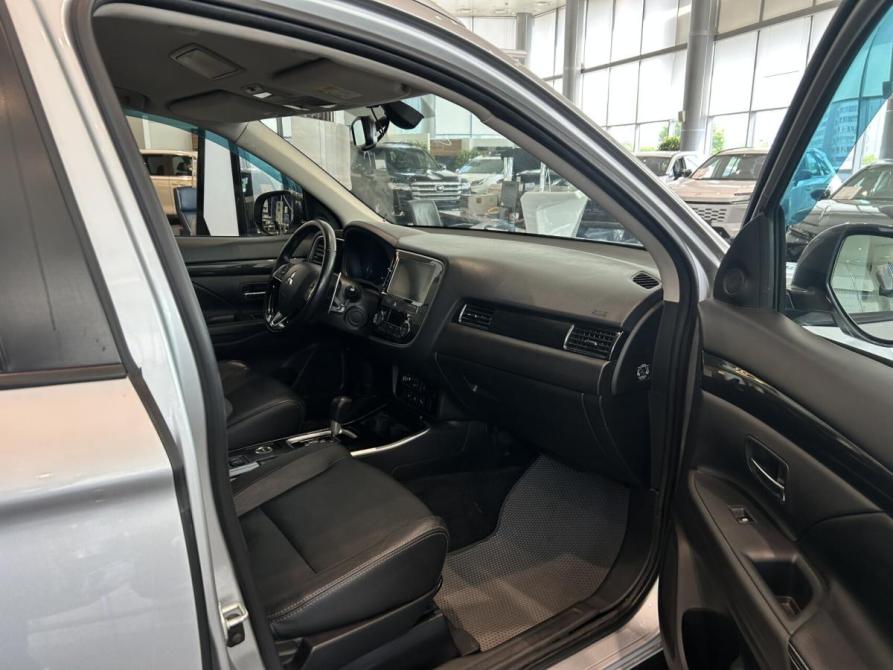 Mitsubishi Outlander III Рестайлинг 3 Казань  - изображение 13