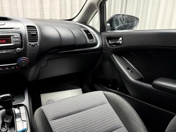 Kia Cerato III Рестайлинг (Classic) с пробегом 2017 года, цена 1 399 000 рублей, 88227 км, седан, Автокод Объявления