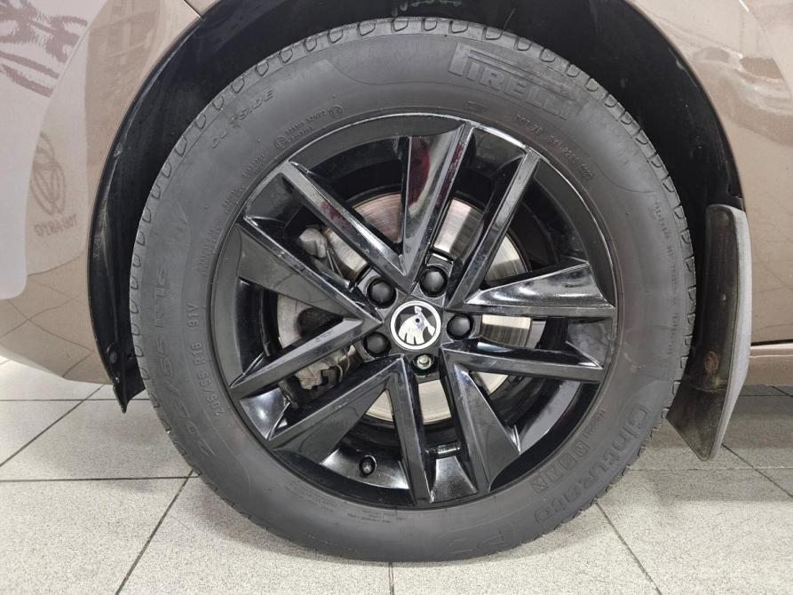 Skoda Rapid I Рестайлинг Тольятти  - изображение 19