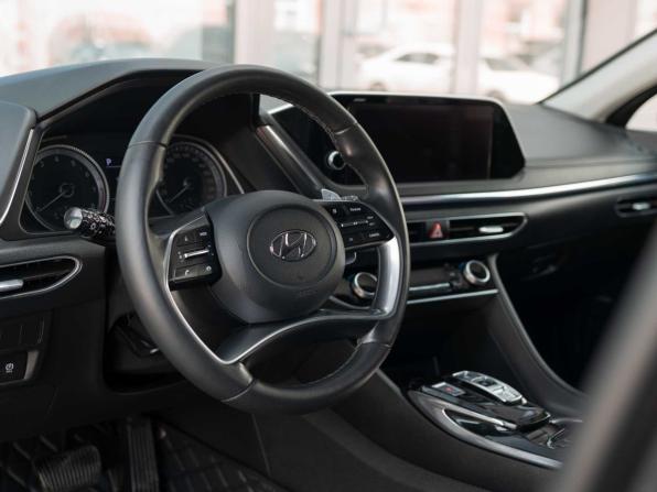 Hyundai Sonata VIII (DN8) с пробегом 2020 года, цена 2 310 000 рублей, 124034 км, седан, Автокод Объявления