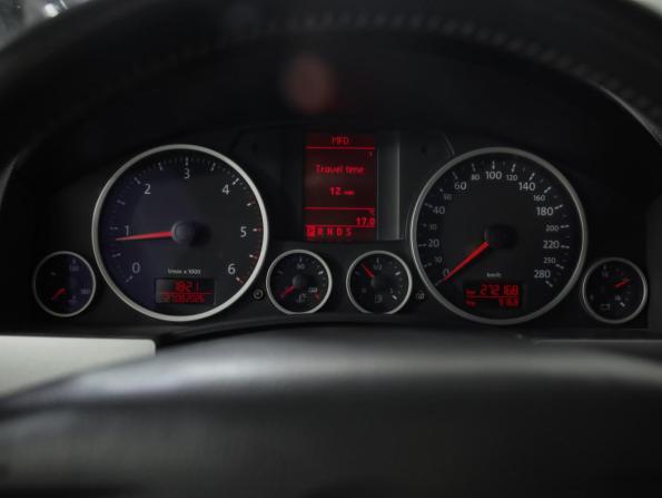 Volkswagen Touareg I Рестайлинг с пробегом 2009 года, цена 999 000 рублей, 272167 км, внедорожник, Автокод Объявления
