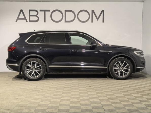 Volkswagen Touareg III с пробегом 2019 года, цена 4 799 700 рублей, 76950 км, внедорожник, Автокод Объявления