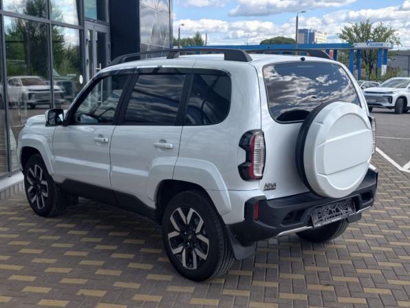 Lada (ВАЗ) Niva Travel I Рестайлинг с пробегом 2026 года, цена 1 533 700 рублей, 4284 км, внедорожник, Автокод Объявления