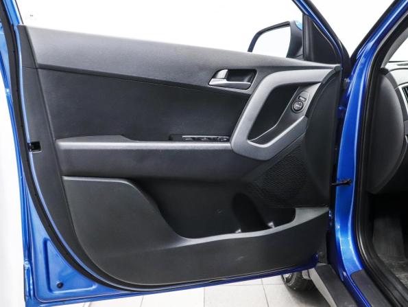 Hyundai Creta I с пробегом 2017 года, цена 1 956 000 рублей, 39679 км, внедорожник, Автокод Объявления