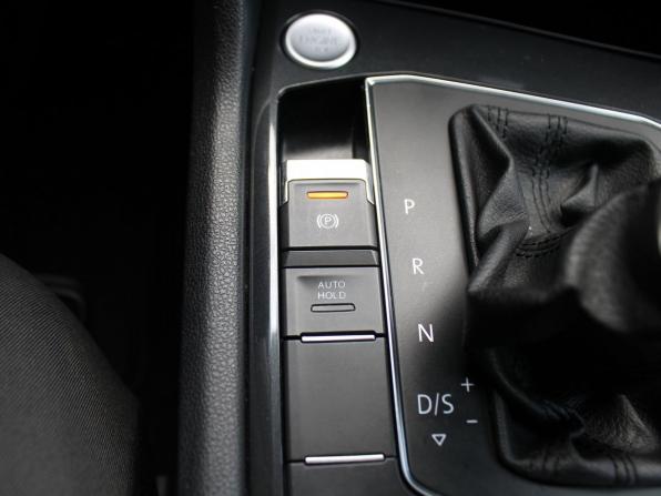 Volkswagen Tiguan II с пробегом 2019 года, цена 2 759 000 рублей, 66358 км, внедорожник, Автокод Объявления