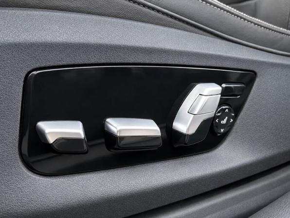 BMW 5 серии VII (G30/G31/G38) с пробегом 2019 года, цена 3 299 000 рублей, 293858 км, седан, Автокод Объявления