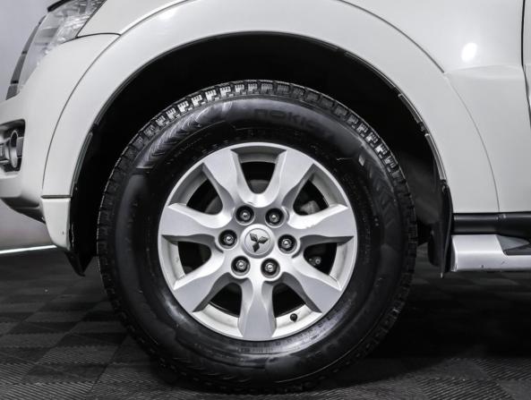 Mitsubishi Pajero IV Рестайлинг 2 с пробегом 2021 года, цена 3 534 000 рублей, 59947 км, внедорожник, Автокод Объявления