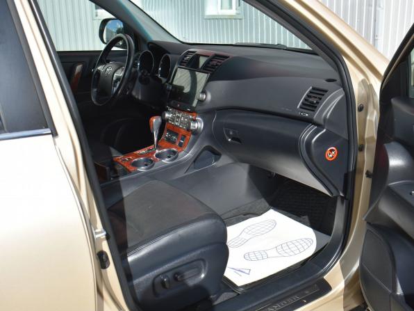 Toyota Highlander II (XU40) Рестайлинг с пробегом 2012 года, цена 1 799 000 рублей, 203000 км, внедорожник, Автокод Объявления