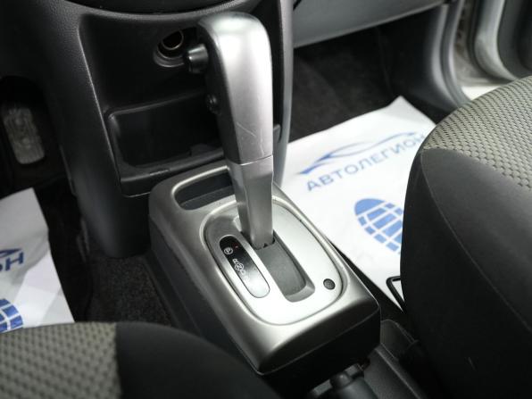 Nissan Note I Рестайлинг с пробегом 2010 года, цена 685 000 рублей, 191800 км, хэтчбек, Автокод Объявления