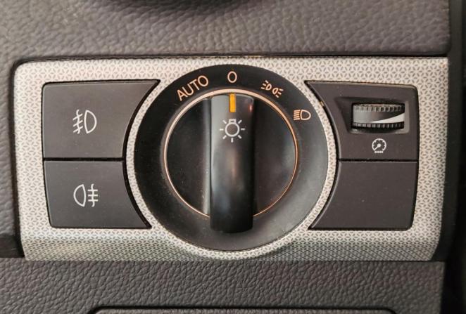 Opel Antara I Рестайлинг с пробегом 2012 года, цена 960 000 рублей, 138414 км, внедорожник, Автокод Объявления