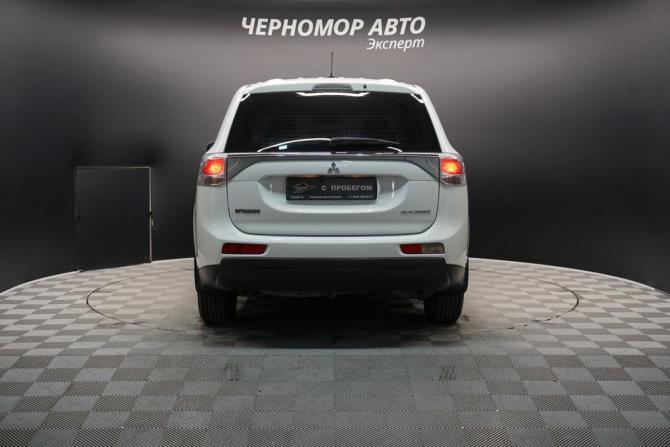 Mitsubishi Outlander III с пробегом 2013 года, цена 1 240 000 рублей, 195535 км, внедорожник, Автокод Объявления
