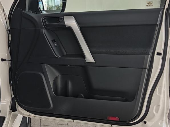 Toyota Land Cruiser Prado 150 Series Рестайлинг 3 с пробегом 2020 года, цена 4 950 000 рублей, 208856 км, внедорожник, Автокод Объявления