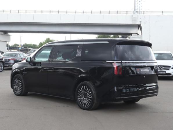 Zeekr 009 I с пробегом 2023 года, цена 7 740 000 рублей, 19046 км, минивэн, Автокод Объявления