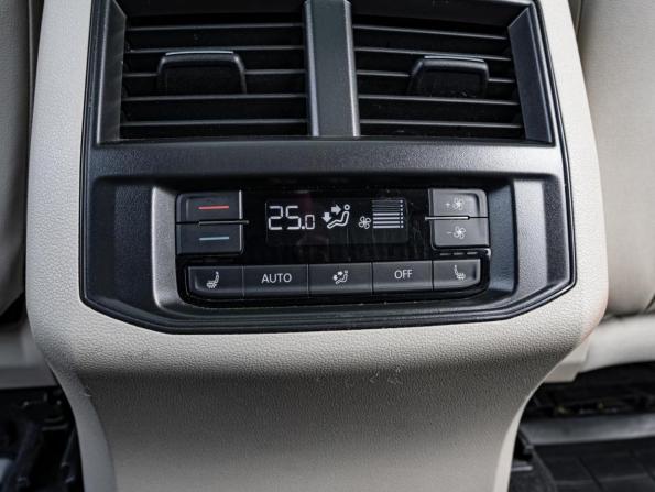 Volkswagen Teramont I Рестайлинг с пробегом 2021 года, цена 4 950 000 рублей, 83758 км, внедорожник, Автокод Объявления