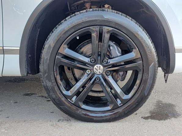 Volkswagen Touareg II Рестайлинг с пробегом 2017 года, цена 3 790 000 рублей, 115279 км, внедорожник, Автокод Объявления