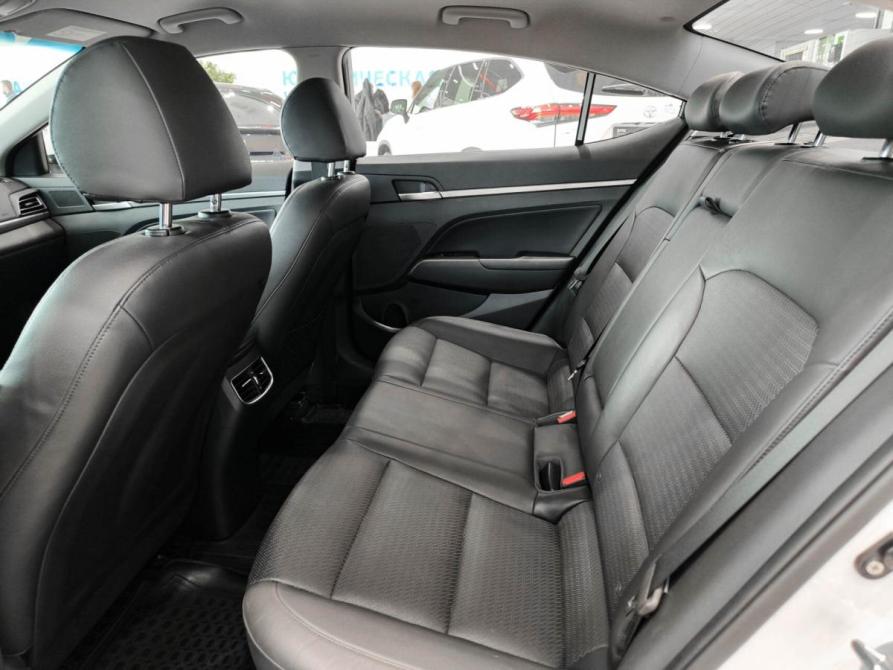 Hyundai Elantra VI (AD) Рестайлинг Казань  - изображение 15